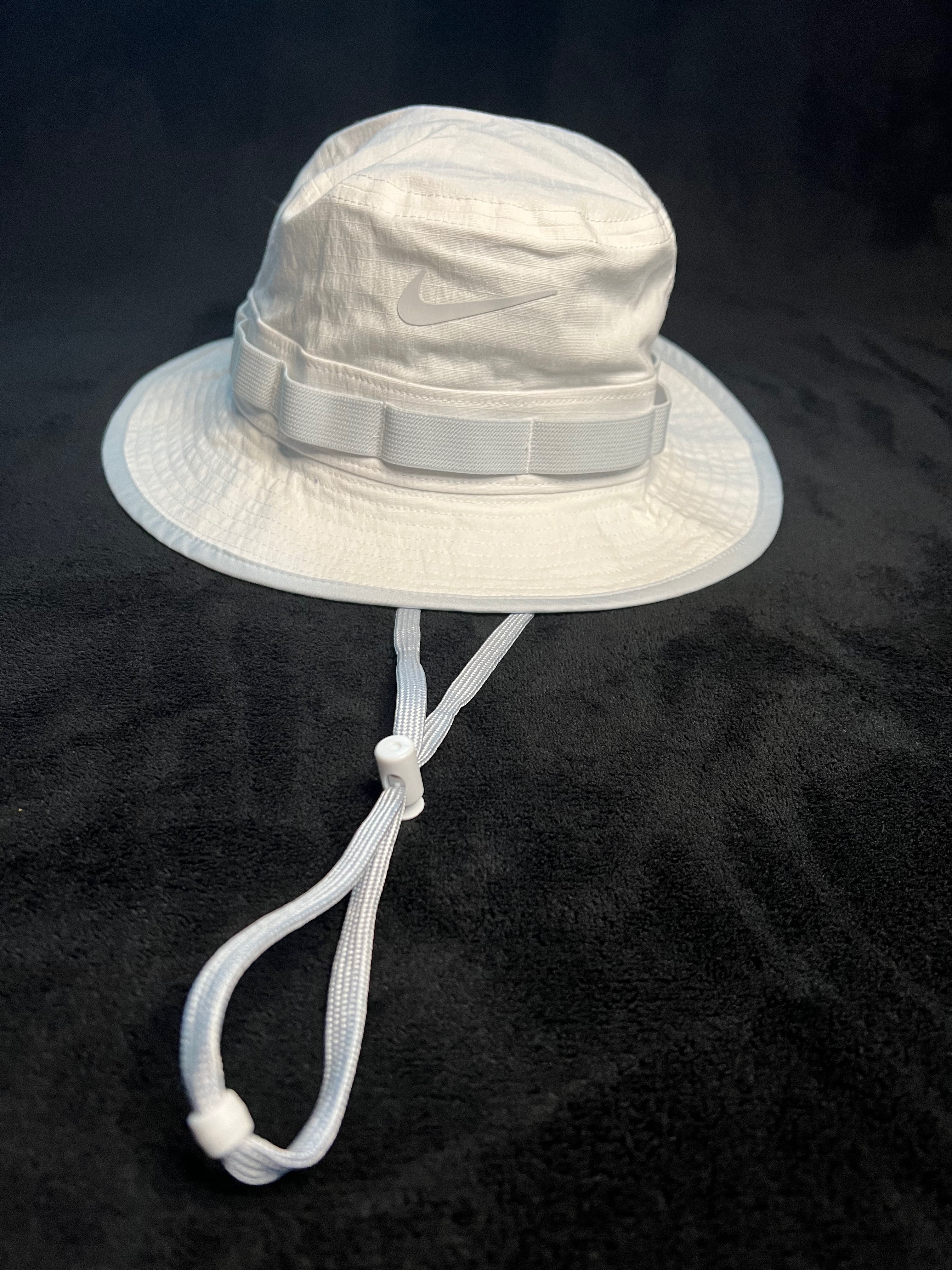 Nike Boonie Bucket Hat - White